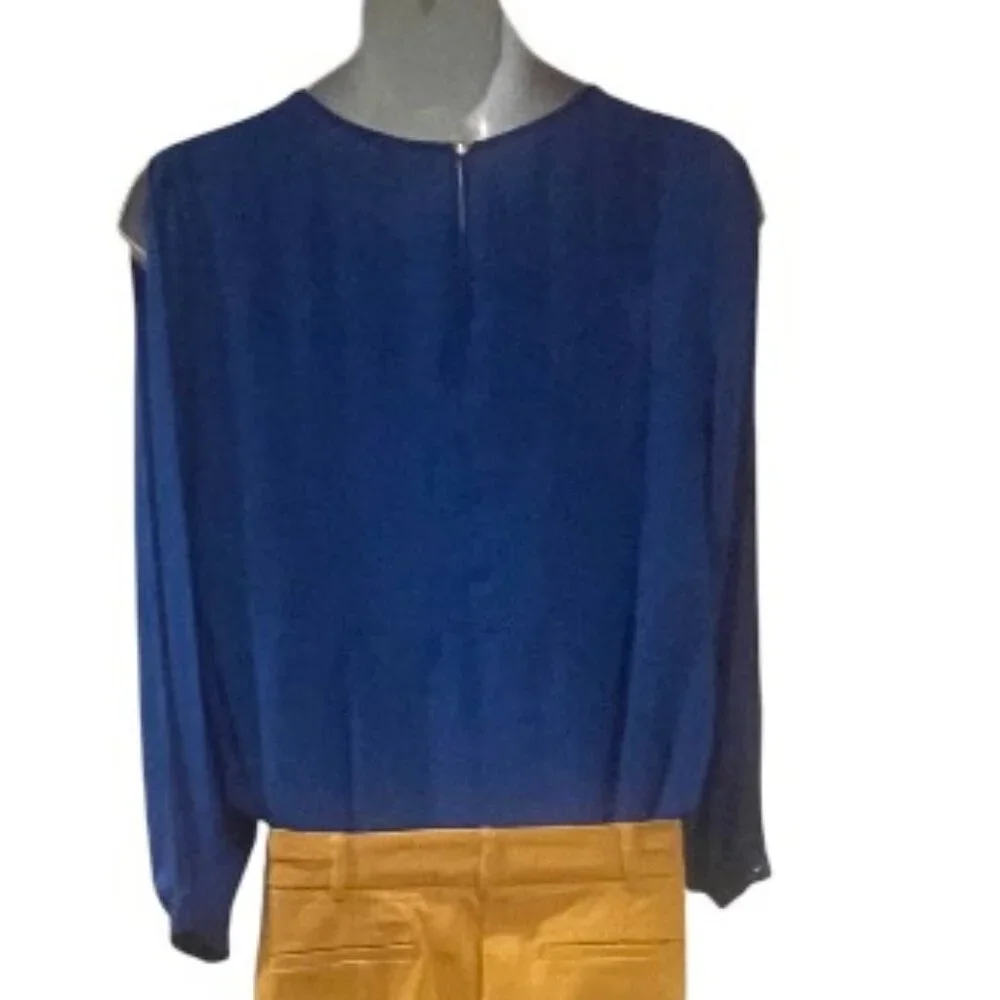 VINCE CAMUTO BEAUTIFUL  ROYAL BLUE BLOUSE - Picture 3 of 4